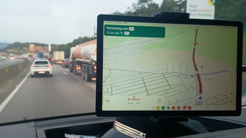foto de Suporte Veicular Carro Tablet iPad Tela 7 A 11 P' Ventosa Gps Apoio Veículo Localização